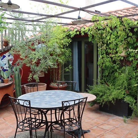 Grand loft de charme, place du village à Thuir Extérieur photo